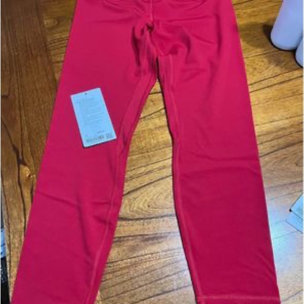 New tag detached, Lululemon align 25” Dark Red